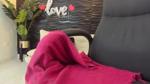 Skarlett online show from 02.26.25