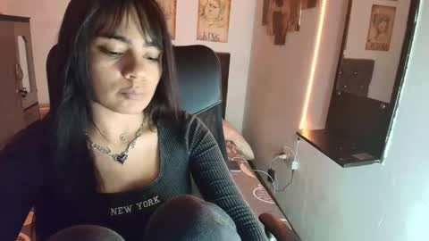 Snapshot of sofia_20_20 chatting on 04.10.26 Sofia online show from 04.10.26