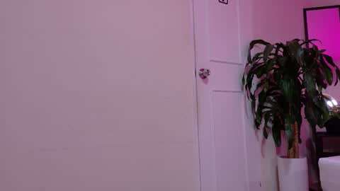 Snapshot of sofia__salazar chatting on 02.05.26 sofia__salazar online show from 02.05.26