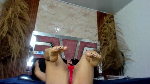 sofia gutierrez   online show from 02.10.25