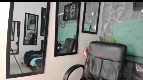 sofia gutierrez   online show from 02.18.25