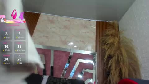 sofia gutierrez   online show from 03.10.25