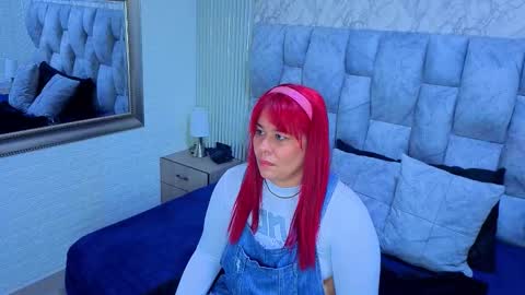 sofia gutierrez   online show from 12.17.25