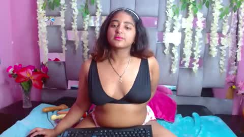 Snapshot of sofia_hernandeez_ chatting on 12.04.24 Sofi online show from 12.04.24