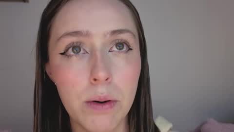     online show from 11.04.25