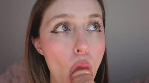     online show from 12.01.25