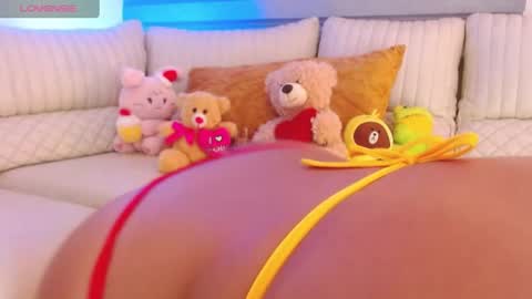 Snapshot of sofia_pamela_ chatting on 06.22.26 online show from 06.22.26