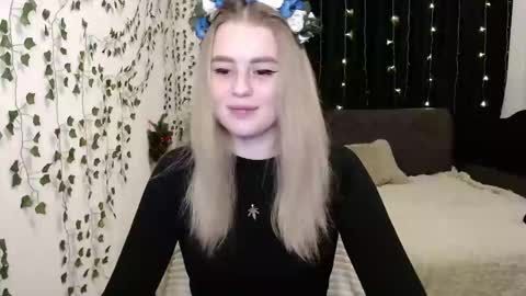 sofia_rosemary online show from 01.18.25