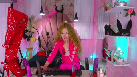 Sofia online show from 12.13.24