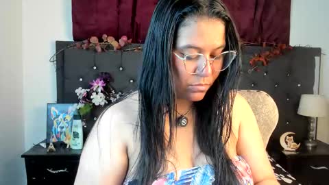 sofia_sorceress online show from 10.25.25