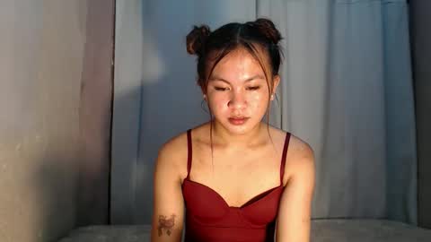 Snapshot of sofia_sweetheart18 chatting on 05.16.26 sofia_sweetheart18 online show from 05.16.26