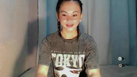 Snapshot of sofia_sweetheart18 chatting on 06.19.26 sofia_sweetheart18 online show from 06.19.26