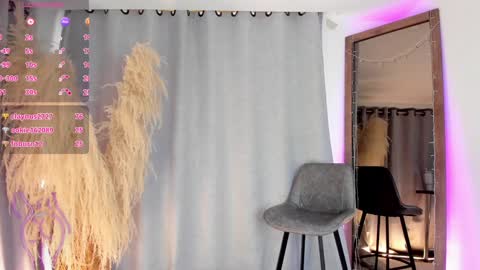 Sofia Wilson online show from 01.01.25