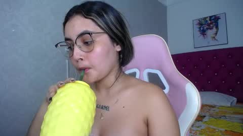 Sofia online show from 05.18.26
