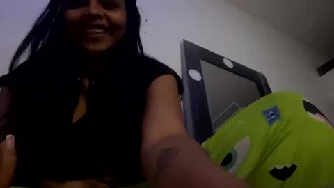 Snapshot of sofiacandy17 chatting on 01.21.25 Danna Sofia online show from 01.21.25