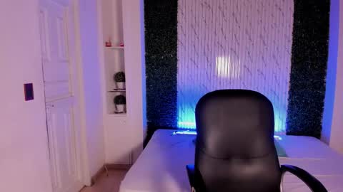 Sofia caramel online show from 02.12.26