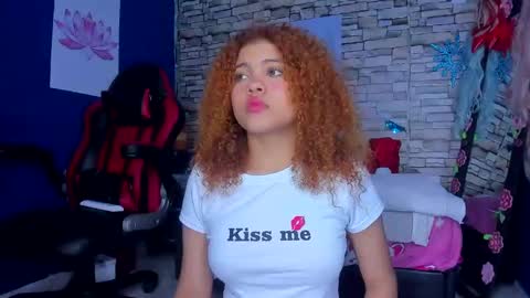 Snapshot of sofiacastillo01 chatting on 01.16.25 sofiacastillo01 online show from 01.16.25