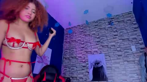 Snapshot of sofiacastillo01 chatting on 01.19.25 sofiacastillo01 online show from 01.19.25