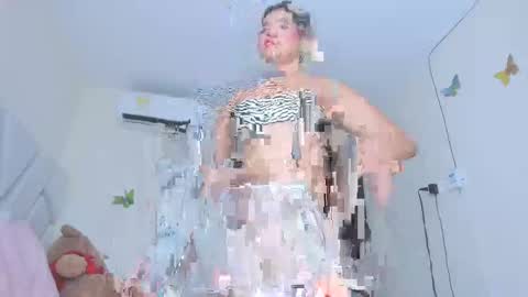 Snapshot of sofiacastillo01 chatting on 04.25.26 sofiacastillo01 online show from 04.25.26