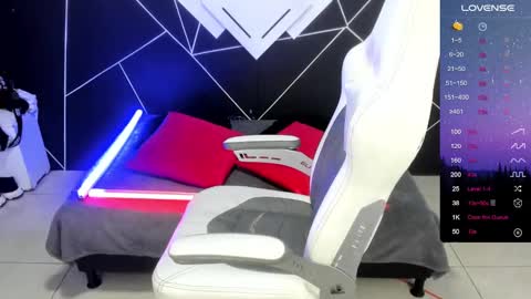 Snapshot of sofiakey chatting on 12.27.24 sofia online show from 12.27.24