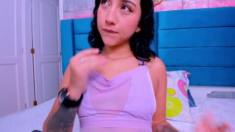 Sofia Miller  online show from 01.25.25