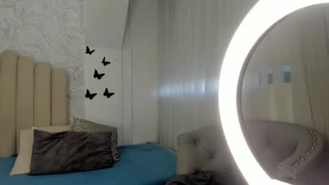 Sofia  online show from 02.13.25