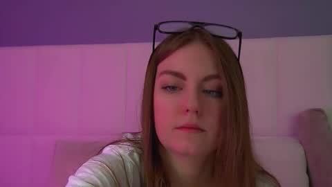 Snapshot of sofiasarvain chatting on 02.06.26 Sofia online show from 02.06.26