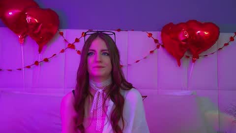 Snapshot of sofiasarvain chatting on 02.12.26 Sofia online show from 02.12.26