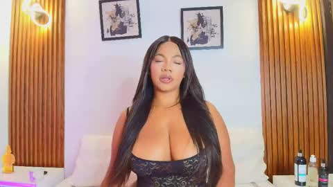 Snapshot of sofiasweett1 chatting on 09.17.25 online show from 09.17.25