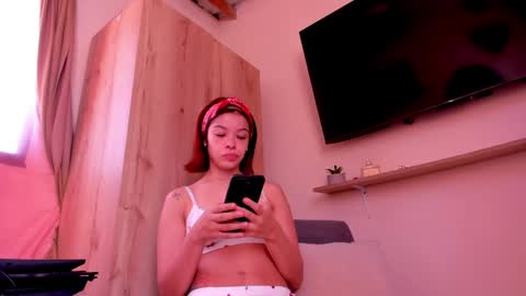 Snapshot of sofiavelez01 chatting on 05.20.26 sofiavelez01 online show from 05.20.26