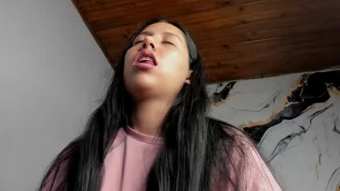 Sofia and Noah online show from 04.03.26