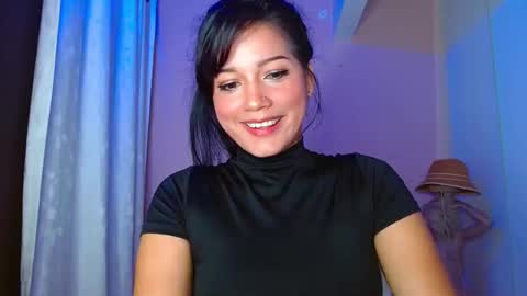 Snapshot of soficute_1 chatting on 04.17.26 sofi online show from 04.17.26