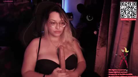 Sofiedivinemilk online show from 09.12.25