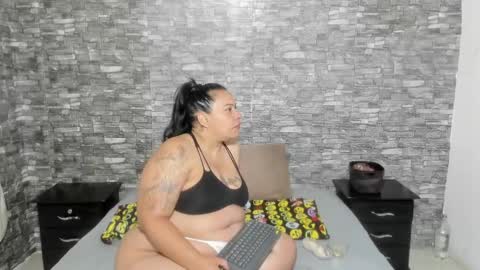 Snapshot of sofie_storm chatting on 02.20.25 Vicky online show from 02.20.25