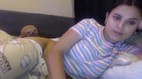 Snapshot of sofigarcia17 chatting on 02.15.26 sofi online show from 02.15.26