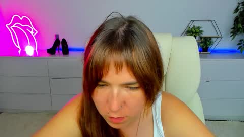 Snapshot of sofii_darling chatting on 09.21.25 sofii_darling online show from 09.21.25