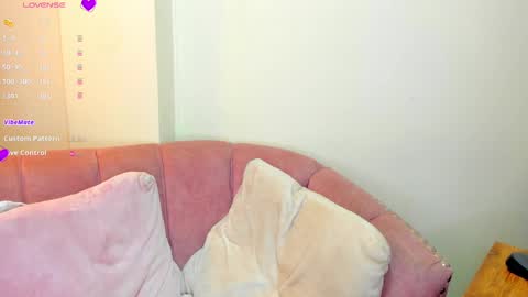 Snapshot of sofii_miller_ chatting on 03.07.25 online show from 03.07.25