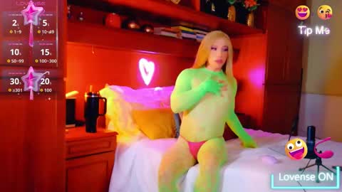 Sofa bonita  online show from 09.19.25