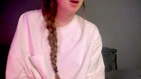 Snapshot of sofinovvak chatting on 06.27.26 Sofi online show from 06.27.26