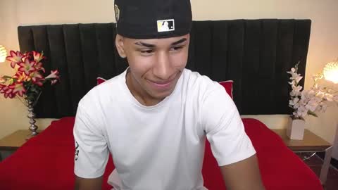 Snapshot of soft_attraction chatting on 03.10.26 Cam and Amy online show from 03.10.26