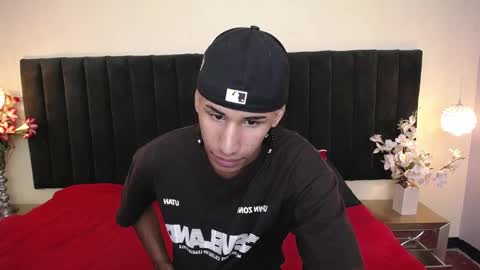 Snapshot of soft_attraction chatting on 03.28.26 Cam and Amy online show from 03.28.26