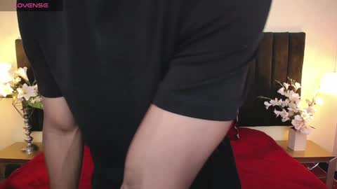 Snapshot of soft_attraction chatting on 04.15.26 Cam and Amy online show from 04.15.26