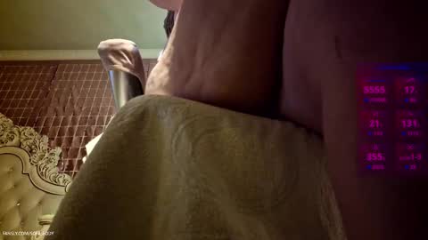 Snapshot of soft_body chatting on 02.11.25 Hi Im Sofia online show from 02.11.25