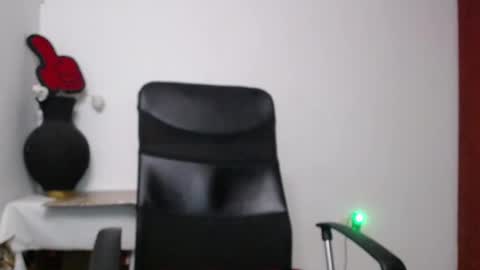 Camila M online show from 02.02.25