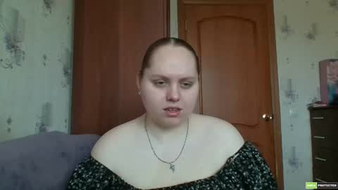 Snapshot of softhypnose chatting on 05.19.26 softhypnose online show from 05.19.26