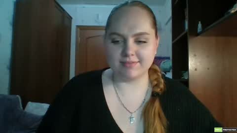 Snapshot of softhypnose chatting on 05.19.26 softhypnose online show from 05.19.26