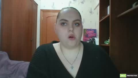 Snapshot of softhypnose chatting on 05.23.26 softhypnose online show from 05.23.26
