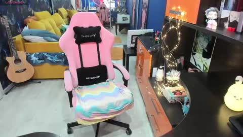 Sofie online show from 02.25.25