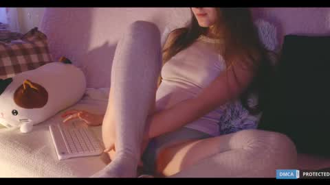Snapshot of softlee chatting on 02.11.25 Lisa online at .11 from about utc online show from 02.11.25