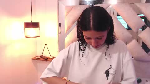 Snapshot of sofy_bonnet chatting on 01.31.26 online show from 01.31.26